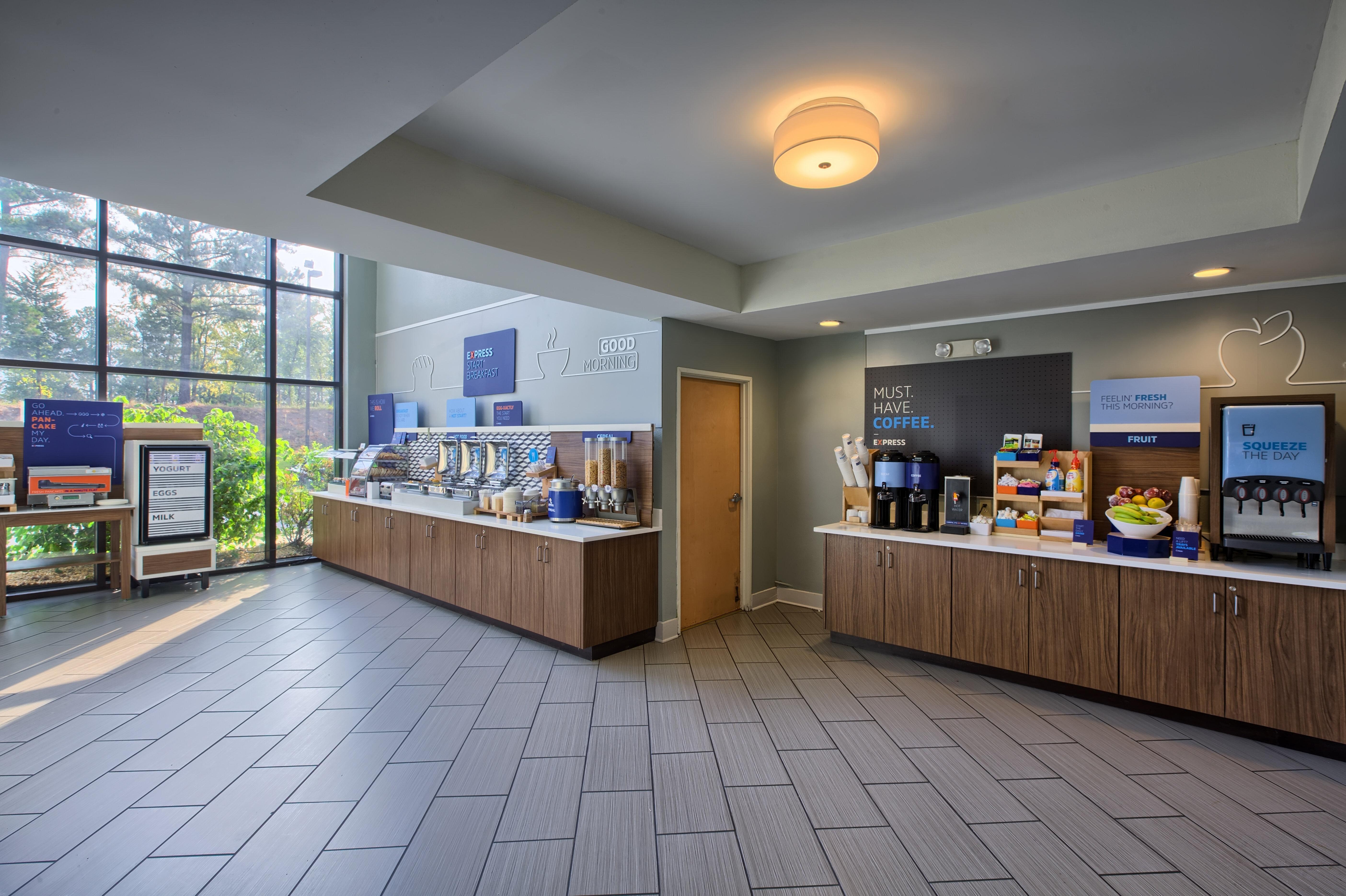 Holiday Inn Express Hotel & Suites Raleigh North - Wake Forest By Ihg Eksteriør billede