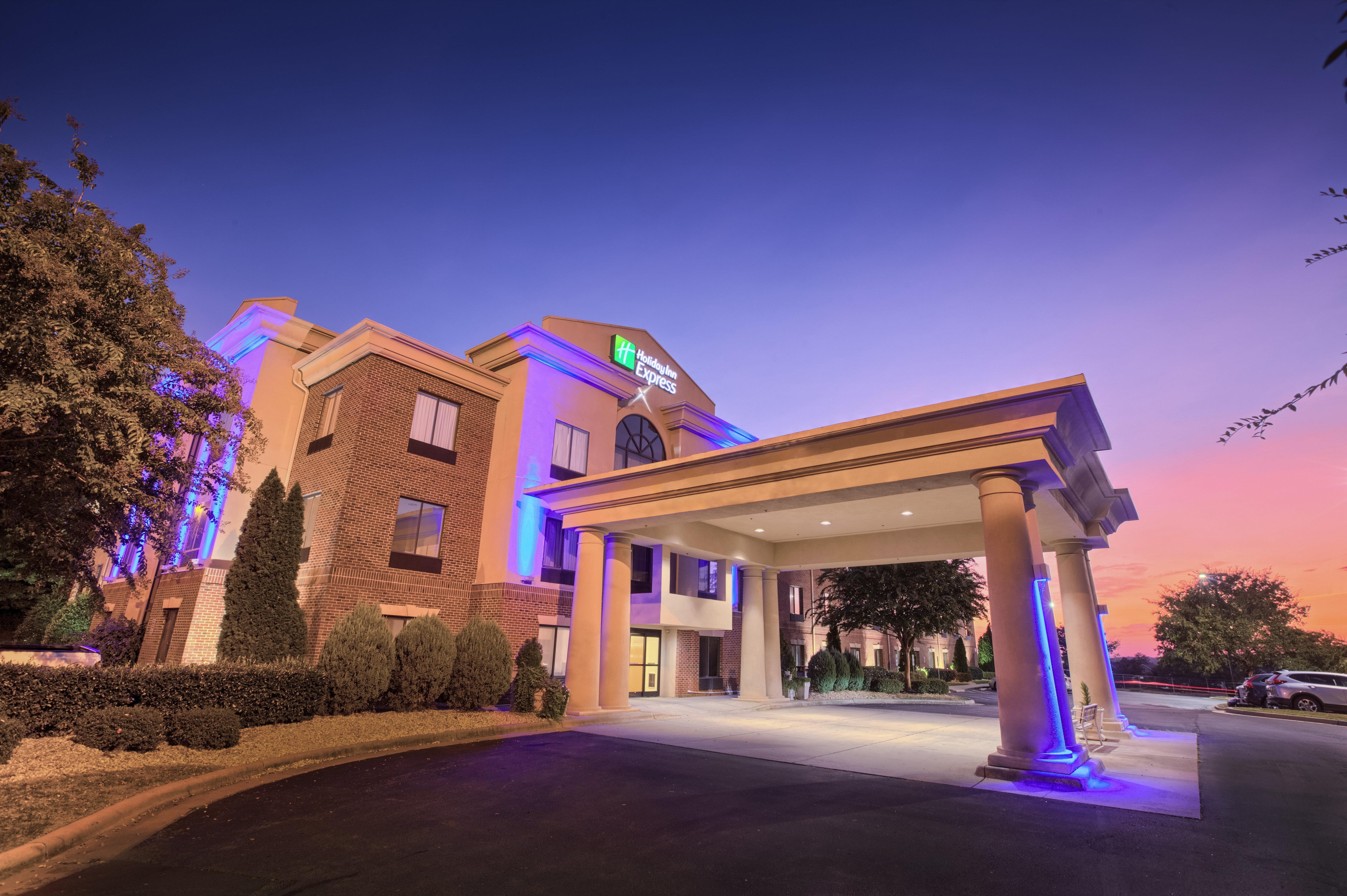 Holiday Inn Express Hotel & Suites Raleigh North - Wake Forest By Ihg Eksteriør billede