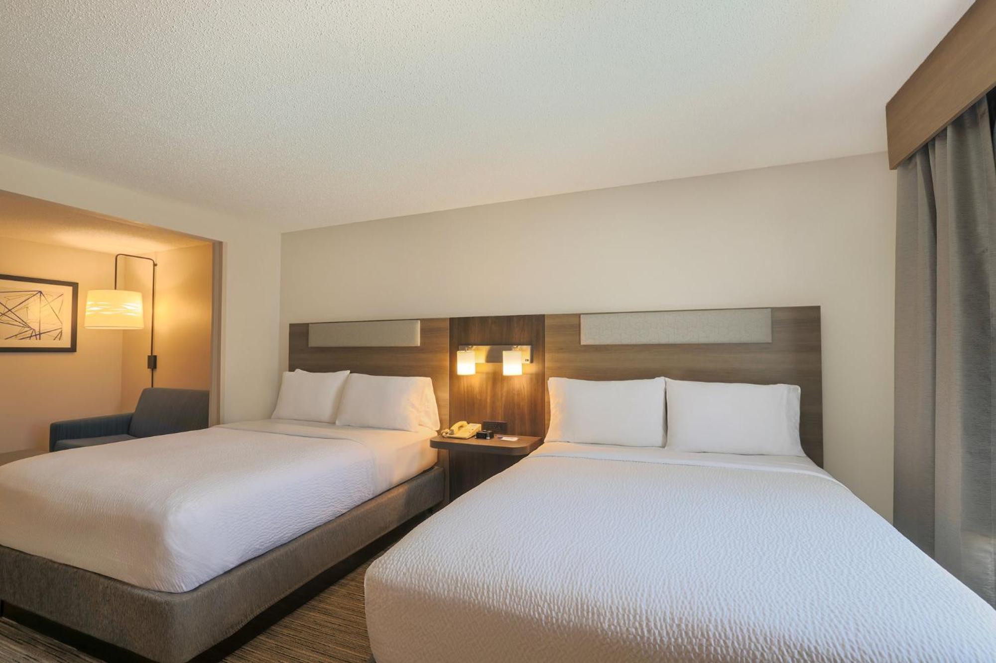 Holiday Inn Express Hotel & Suites Raleigh North - Wake Forest By Ihg Eksteriør billede