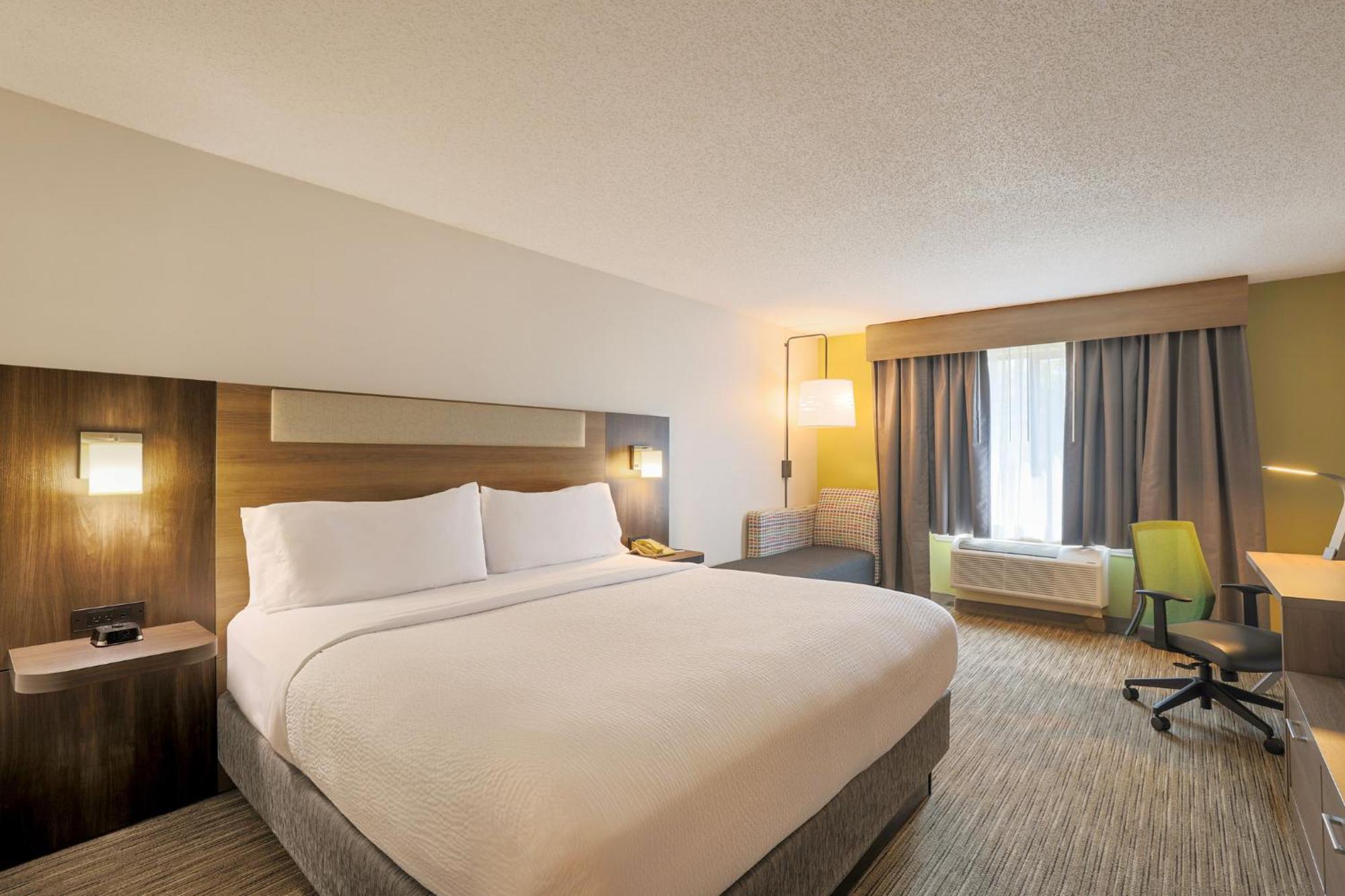 Holiday Inn Express Hotel & Suites Raleigh North - Wake Forest By Ihg Eksteriør billede