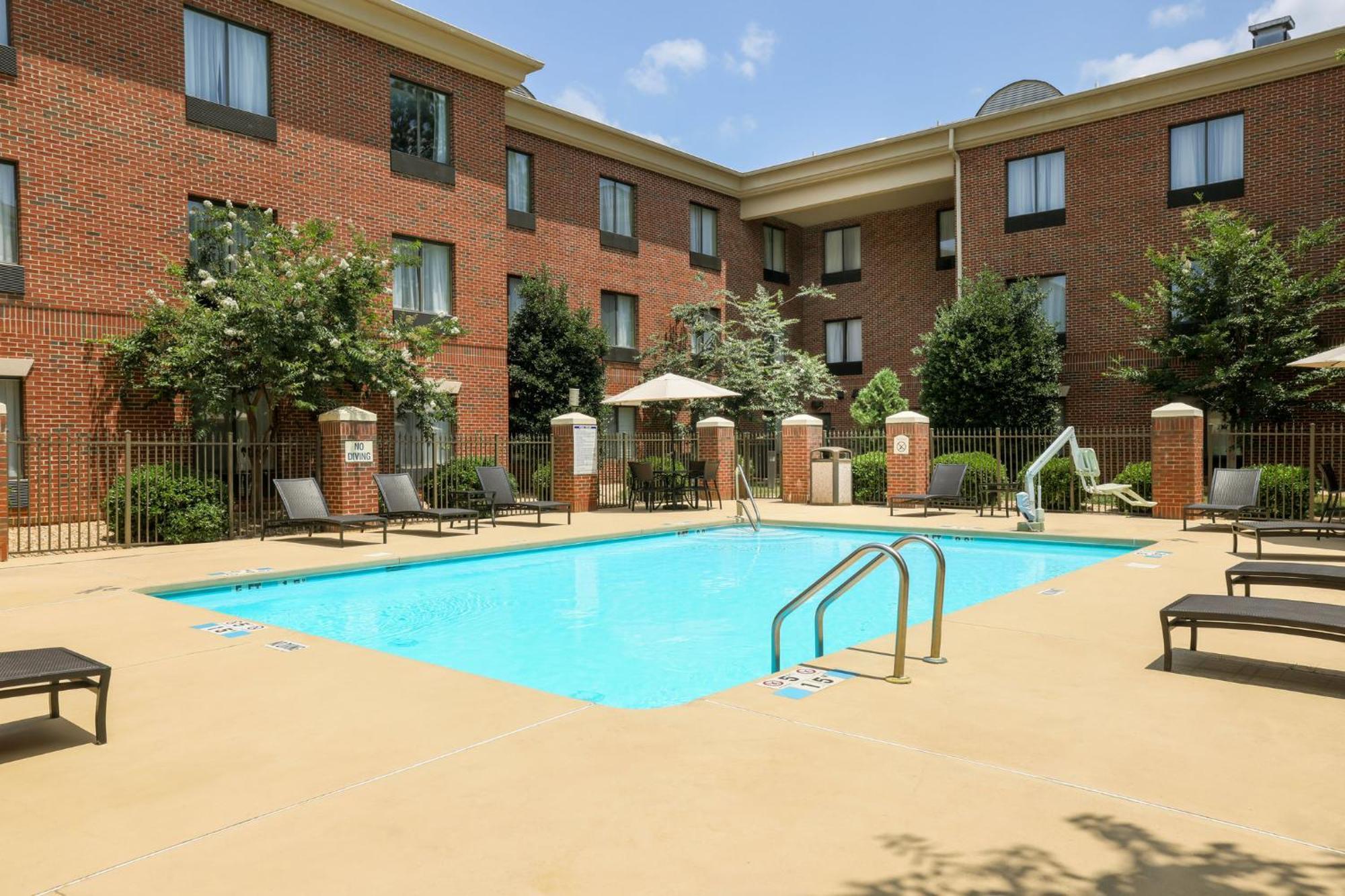 Holiday Inn Express Hotel & Suites Raleigh North - Wake Forest By Ihg Eksteriør billede