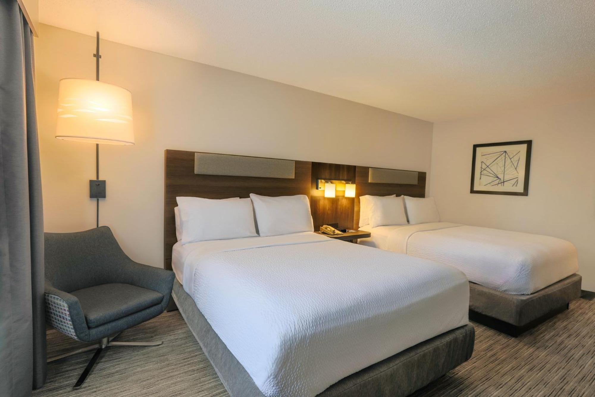 Holiday Inn Express Hotel & Suites Raleigh North - Wake Forest By Ihg Eksteriør billede