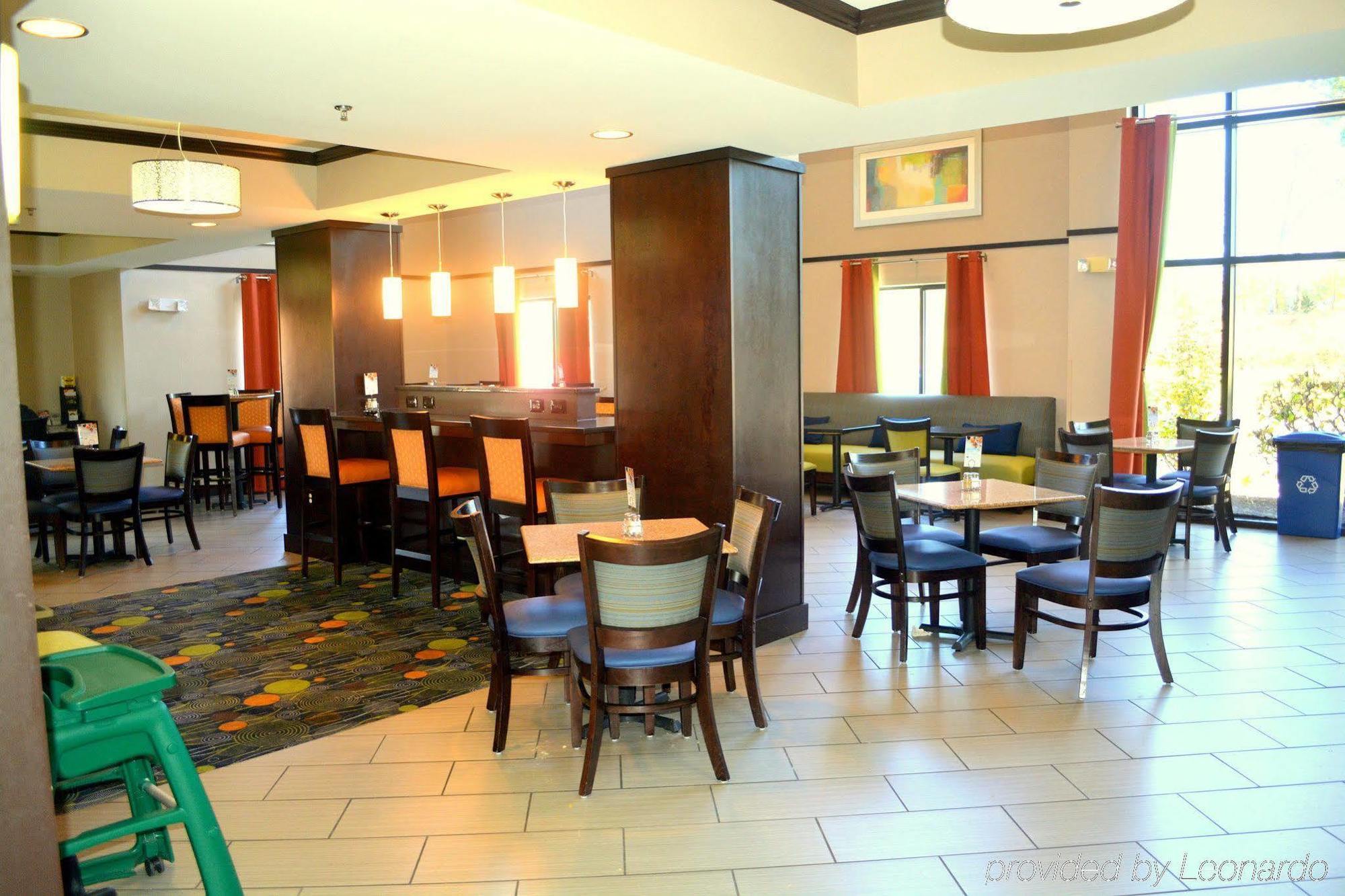 Holiday Inn Express Hotel & Suites Raleigh North - Wake Forest By Ihg Eksteriør billede